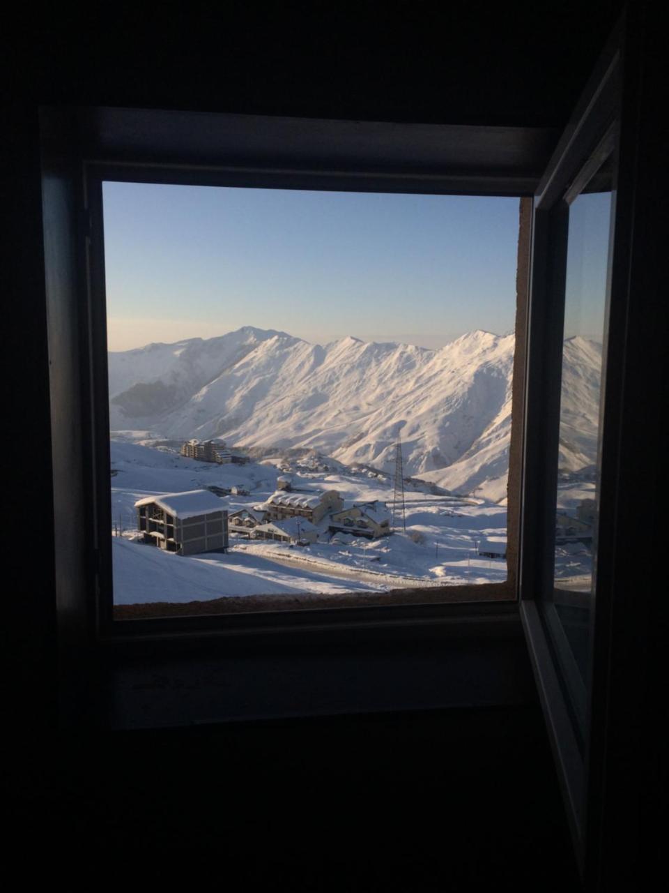 White Shino Hostel 구다우리 외부 사진